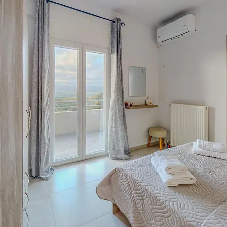Leonidas Family 1 Apartment *